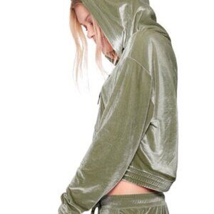 PINK Victoria's Secret green cropped velour hoodie sz L